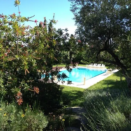 Rainbow Centre De Tropez Proche Des Plages Σαιν-Τροπέ